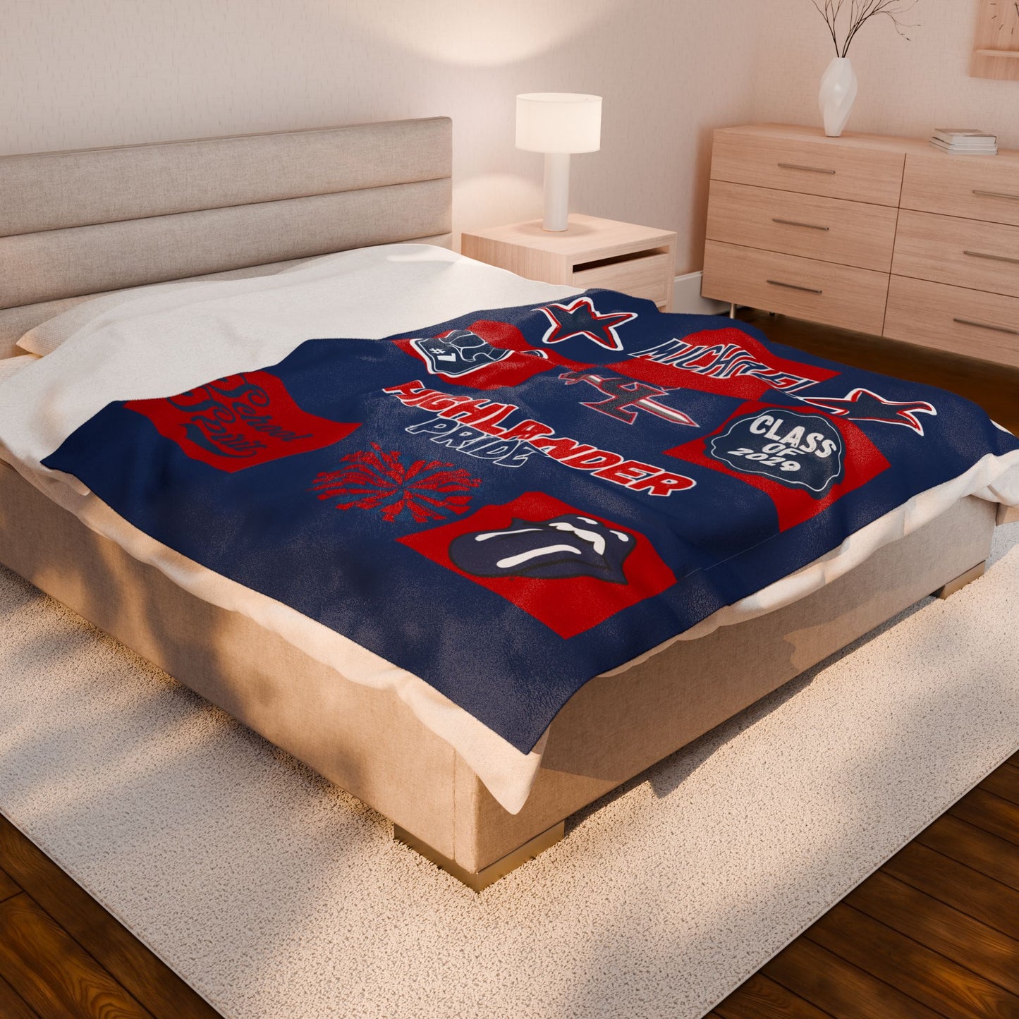 Personalized High School Spirit Blanket, Custom Name Cozy Throw for Teens, Varsity Sports Club Fleece Bedding, Graduation Gift, Team Colors
