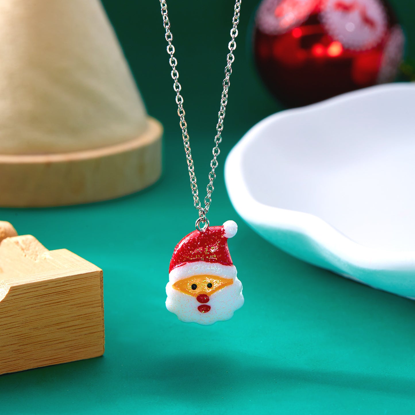 Cute Cartoon Resin Necklace – Snowman & Santa Claus Pendant with O-Shaped Chain for Women