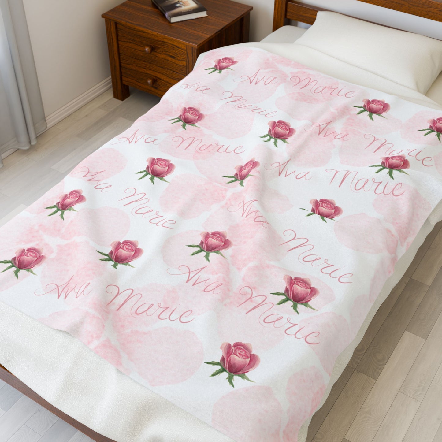 Personalized Velveteen Plush Blanket with Pink Roses - Gift for newborn, nursery decor