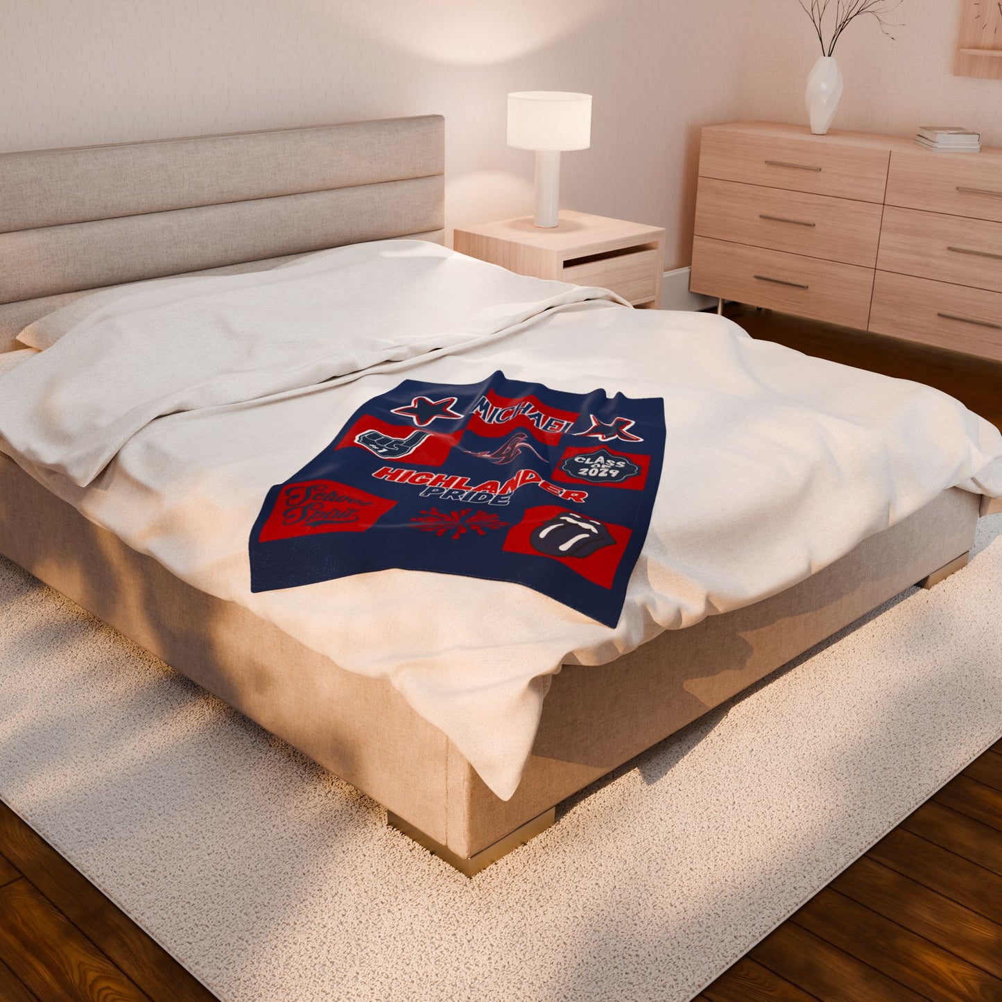 Personalized High School Spirit Blanket, Custom Name Cozy Throw for Teens, Varsity Sports Club Fleece Bedding, Graduation Gift, Team Colors