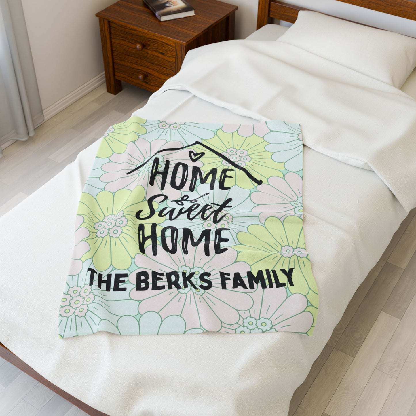Home Sweet Home Floral Personalized Family Name, Housewarming Gift, Decor, New Home, Cozy Blanket Velveteen Plush Blanket