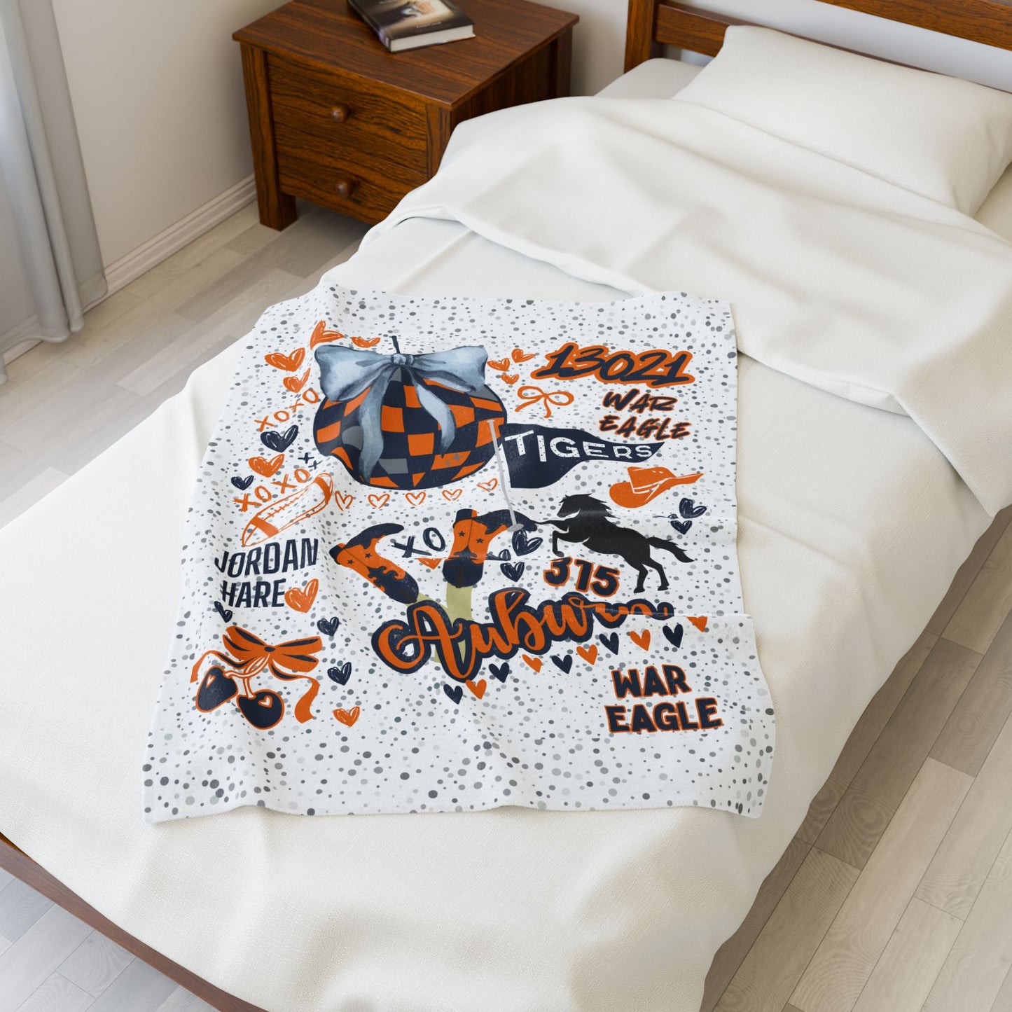 College Spirit Plush Blanket for Pride College Fans, Personalized Fleece Throw Gift, University Team Spirit Dorm Bedding, Home Decor,