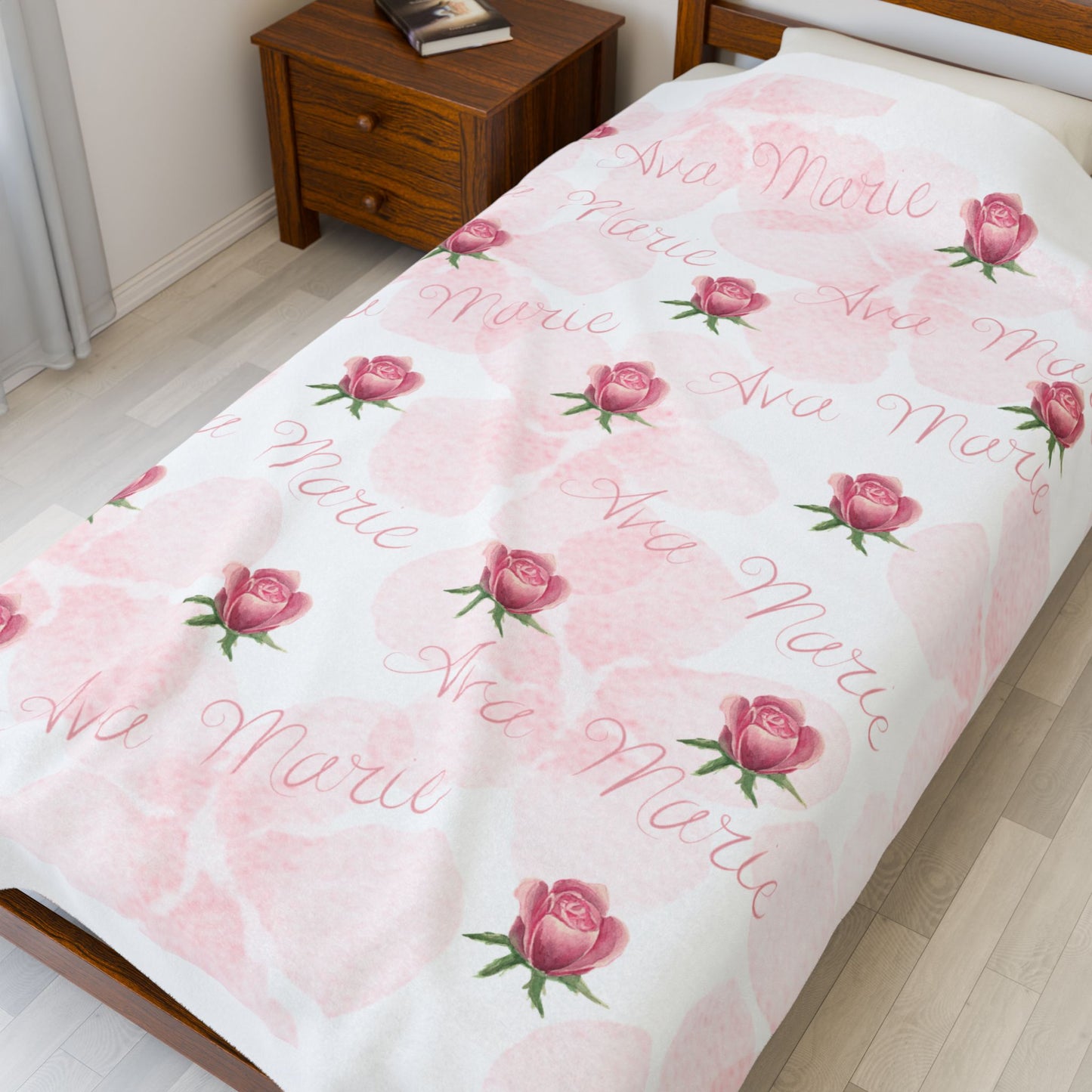 Personalized Velveteen Plush Blanket with Pink Roses - Gift for newborn, nursery decor